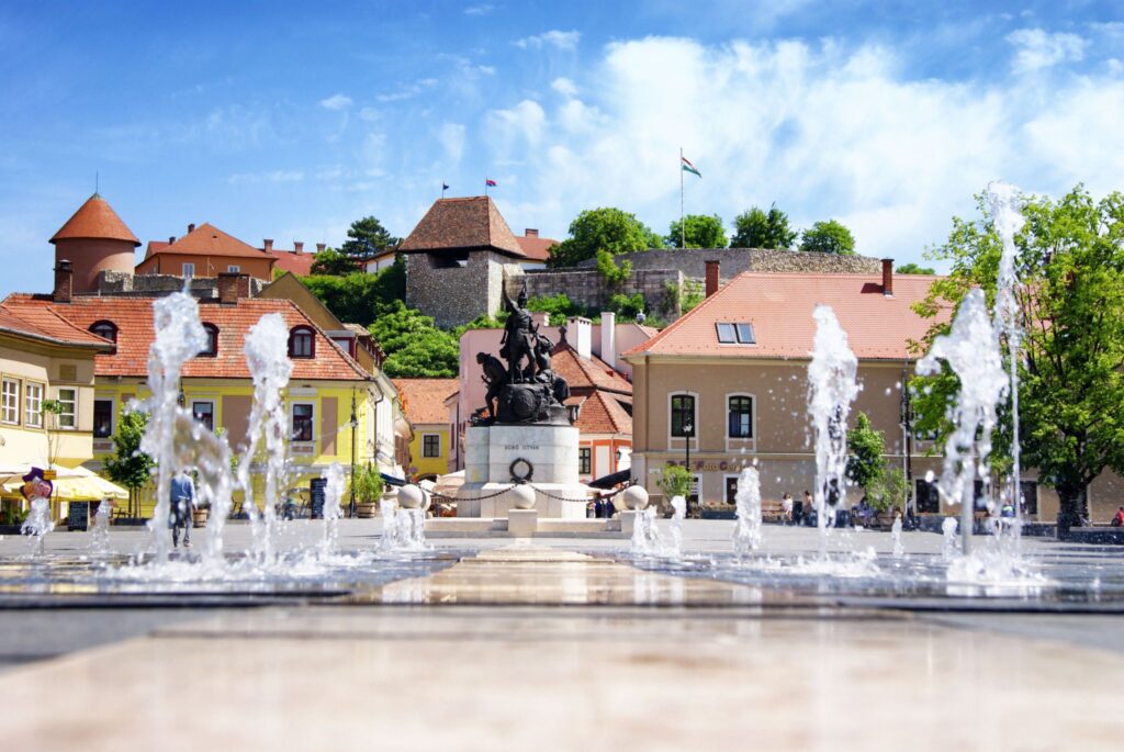 Dobó-István-Platz in Eger